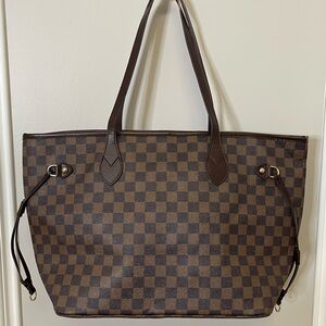 Elegant Brown Checkered Tote Bag
